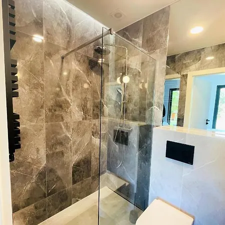 Rado Aparts Appartement *